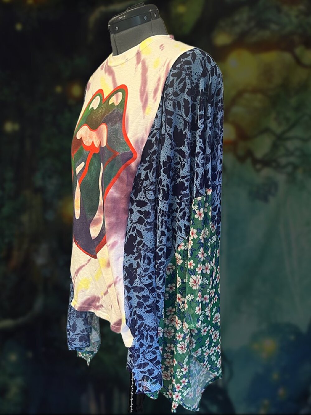 Rolling Stones Tongue Upcycled Festival Top | Patchwork Mesh-Sleeve Poncho - Picture 3 of 7